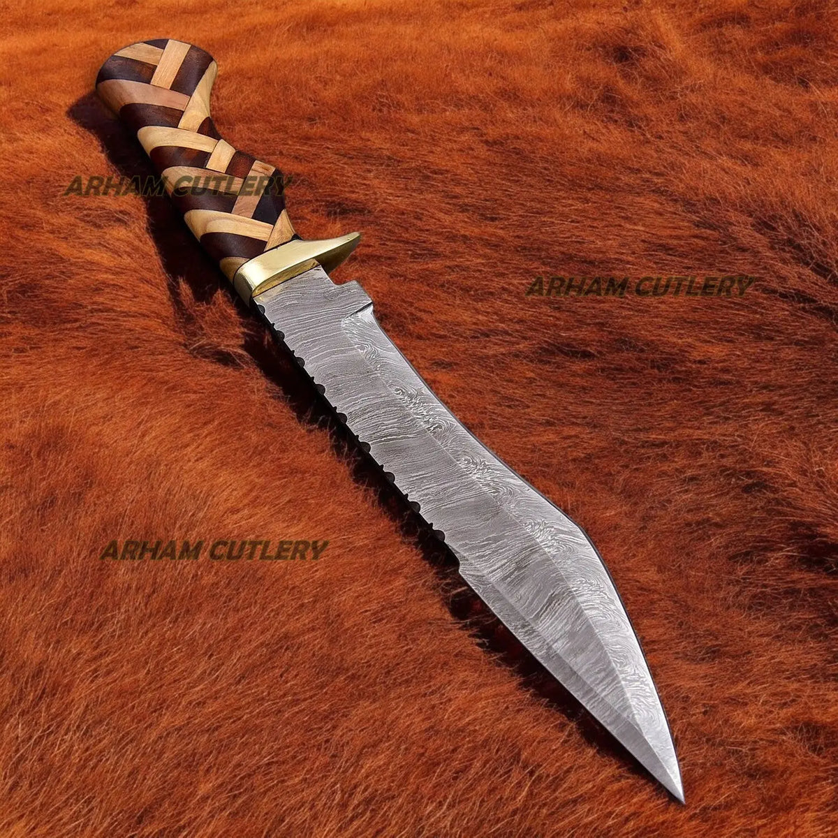 Handmade Damascus Steel Hunting Bowie Knife With Brass Guard