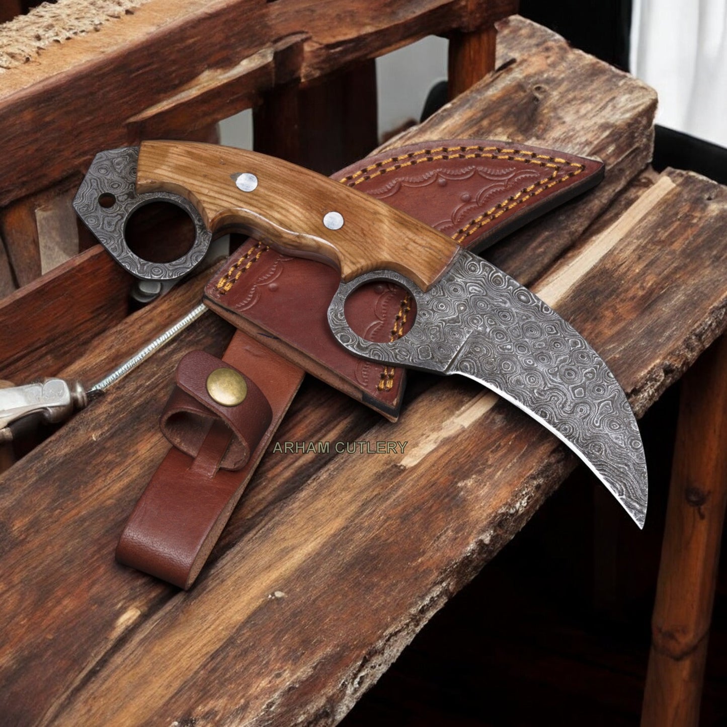 9.5" Handmade Damascus Steel Flat Grind Finger Hole Knife