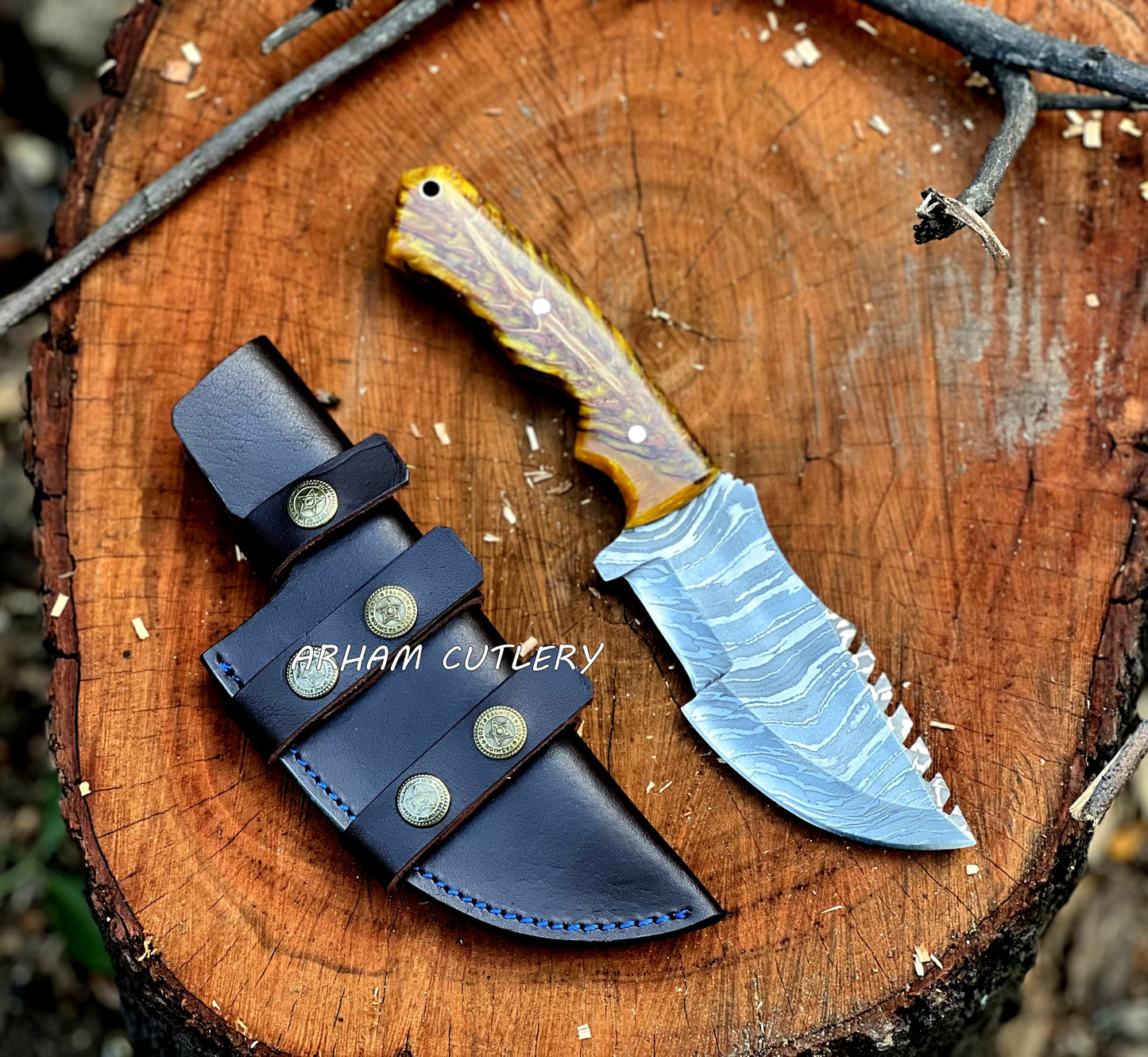 Handmade Damascus Steel Tracker Knife with Pine Cone Resin Handle and Leather Sheath – Arham Cutlery