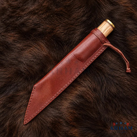 Walnutcrest Shortseax™ Short Seax – Carbon Steel & Walnut Handle Arham Cutlery