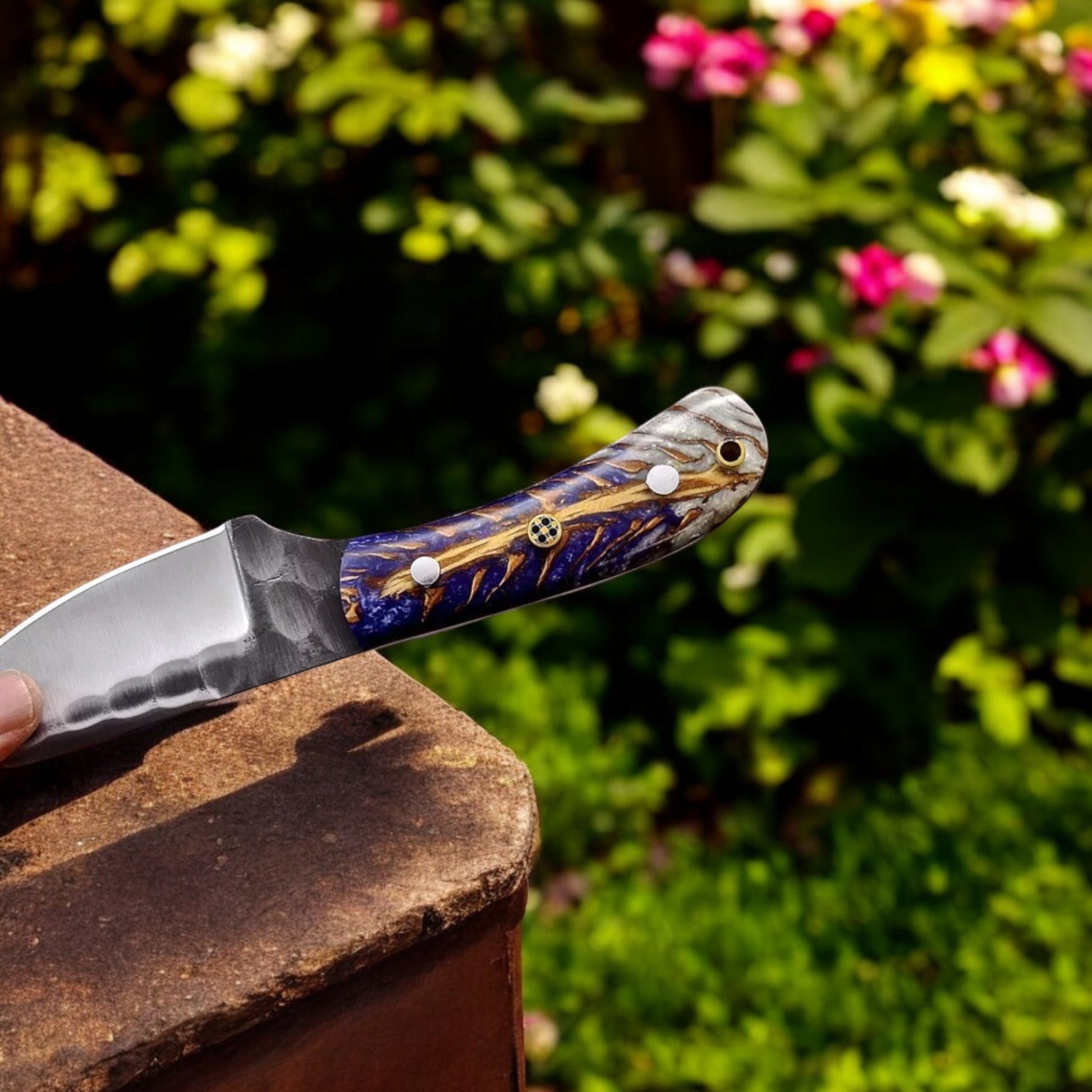 Handmade Fixed Blade Knife With Pine Cone Resin And Leather Sheath