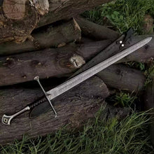 Lade das Bild in den Galerie-Viewer, Damascus Steel Lord of the Rings Anduril Narsil Sword Replica
