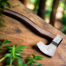 Cargar imagen en el visor de la galería, Custom Made Damascus Steel Axe With Leather Sheath Rose Wood Handle Arham Cutlery
