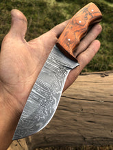 Load image into Gallery viewer, Damascus Steel Fixed Blade knife - Arham Cutlery
