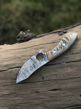 Load image into Gallery viewer, Custom handmade Damascus steel hunting Ram Horn Knife - Arham Cutlery
