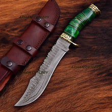 Lade das Bild in den Galerie-Viewer, Custom Handmade Damascus Steel Green Caterpillar Bowie With Leather Sheath
