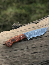 Load image into Gallery viewer, Damascus Steel Fixed Blade knife - Arham Cutlery
