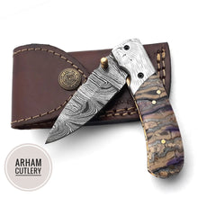 Lade das Bild in den Galerie-Viewer, Handmade Damascus Steel Folding Blade Knife - Arham Cutlery
