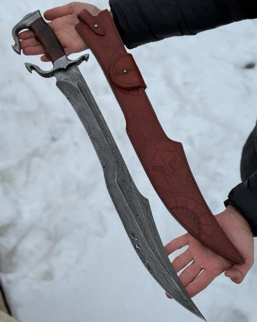 Hand-Forged 26” Damascus Steel Spartan Sword with Rosewood Handle & Leather Sheath