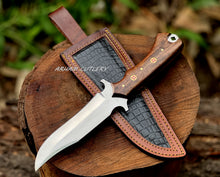 Cargar imagen en el visor de la galería, Handmade D2 Steel Hunting Knife – Rosewood Handle with Leather Sheath
