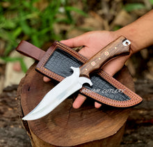 Cargar imagen en el visor de la galería, Handmade D2 Steel Hunting Knife – Rosewood Handle with Leather Sheath
