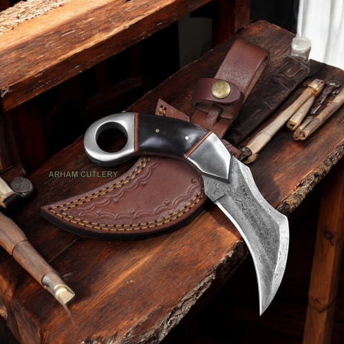 Fixed Blade Flat Grind Damascus Steel Karambit Knife 