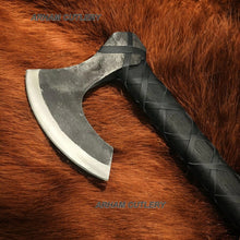 Lade das Bild in den Galerie-Viewer, The Black Rollo Hand Forged Viking Axe
