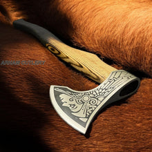 Lade das Bild in den Galerie-Viewer, Valkyrie Axe Hand forged Viking Axe
