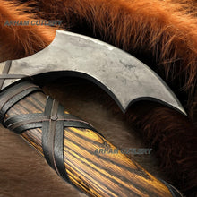 Lade das Bild in den Galerie-Viewer, The Frazetta Double Head Viking Axe
