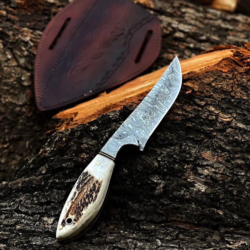 Custom Handmade Damascus Steel Skinner Hunting Knife with Crown Stag Handle – Fixed Blade Knife with Leather Sheath Arham Cutlery
