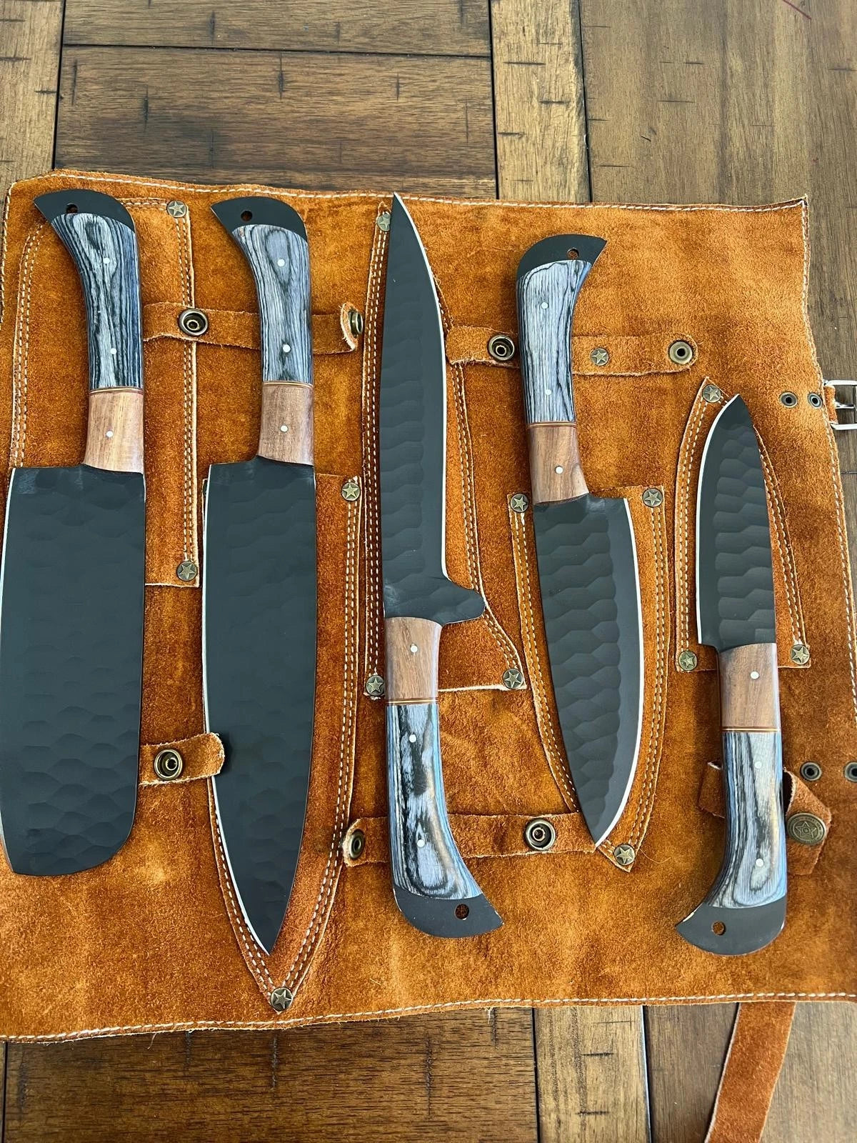 Handmade Hammered Steel 5-Piece Chef Knife Set with Wood Handles & Leather Carry Bag | Arham Cutlery