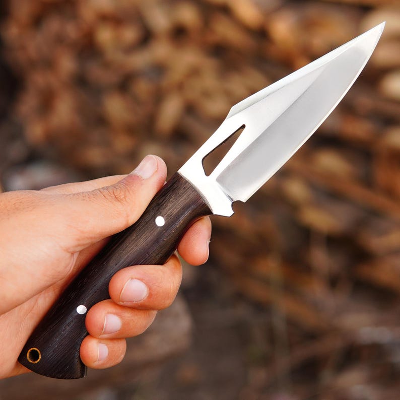 Handmade Bushcraft Skinner Knife – 8" Full Tang High Carbon Steel Hunting Knife with Dark Wood Handle & Leather Sheath