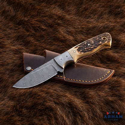 Redstag Bijou Damascus Hunting Knife – Red Stag Handle Arham Cutlery