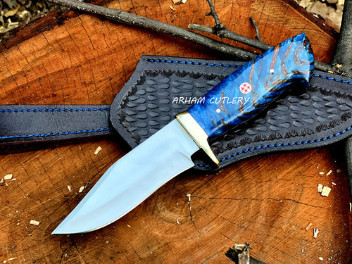 Handmade D2 steel knife with pine cone resin handle and brass guard, paired with a black leather sheath – Arham Cutlery