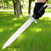 Lade das Bild in den Galerie-Viewer, Hand-Forged J2 Steel Short Sword with Leather Sheath – 17” Tactical Combat Blade
