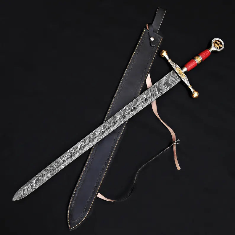 Handmade Damascus Steel Warrior Sword – Etched Blade with Gold Guard & Leather Sheath