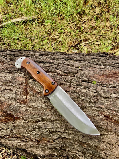 Handmade Fixed Blade Bushcraft Knife – Full Tang Stainless Steel Outdoor Knife with Leather Sheath | Arham Cutlery
