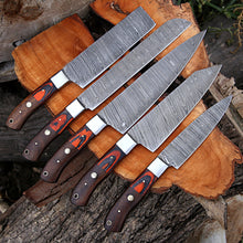 Cargar imagen en el visor de la galería, Damascus Steel Kitchen Knfie Set Custom knife set for Christmas Gift Chef Knife Set 5Pcs Knives Set With Leather Roll Kitchen Knife Set - Arham Cutlery
