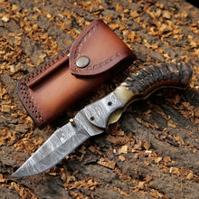 Cargar imagen en el visor de la galería, Handmade Damascus Steel Folding Blade Knife (Ram Horn Handle) - Arham Cutlery
