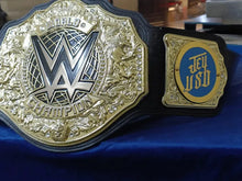 Cargar imagen en el visor de la galería, New World Heavyweight Championship Title Replica Belt, 6MM Casting, Adult size with Jey Uso Side Plates, New World Heavyweight Belt
