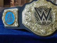 Cargar imagen en el visor de la galería, New World Heavyweight Championship Title Replica Belt, 6MM Casting, Adult size with Jey Uso Side Plates, New World Heavyweight Belt
