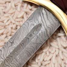 Lade das Bild in den Galerie-Viewer, Kingsguard Damascus Medieval Sword with Full Tang Blade and Leather Sheath – Arham Cutlery

