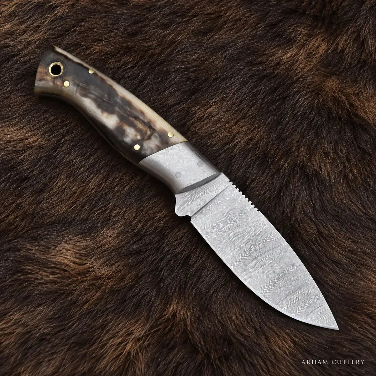 Ramhorn Trailcrest™ Damascus Hunting Knife – Ram Horn Handle Arham Cutlery