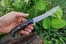 Lade das Bild in den Galerie-Viewer, Custom Handmade Damascus Steel Fillet Knife with Wenge Wood and Buffalo Horn Handle - Arham Cutlery
