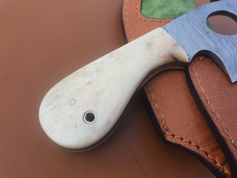 Custom handmade Damascus Steel Gut Hook Knives With Leather Sheath A-131 - Arham Cutlery