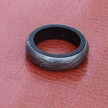 Lade das Bild in den Galerie-Viewer, Custom Handmade Damascus Steel Ring for Men and Women A-129 - Arham Cutlery
