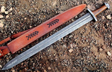 Lade das Bild in den Galerie-Viewer, Custom Handmade Damascus Steel Sword With Leather Sheath A-143 - Arham Cutlery
