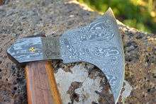 Cargar imagen en el visor de la galería, Custom Handmade Damascus Steel Axe With Leather Sheath A-97 - Arham Cutlery
