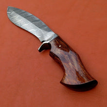 Cargar imagen en el visor de la galería, Custom Made Damascus Steel Hunting Kukri Knife With Leather Sheath A-111 - Arham Cutlery
