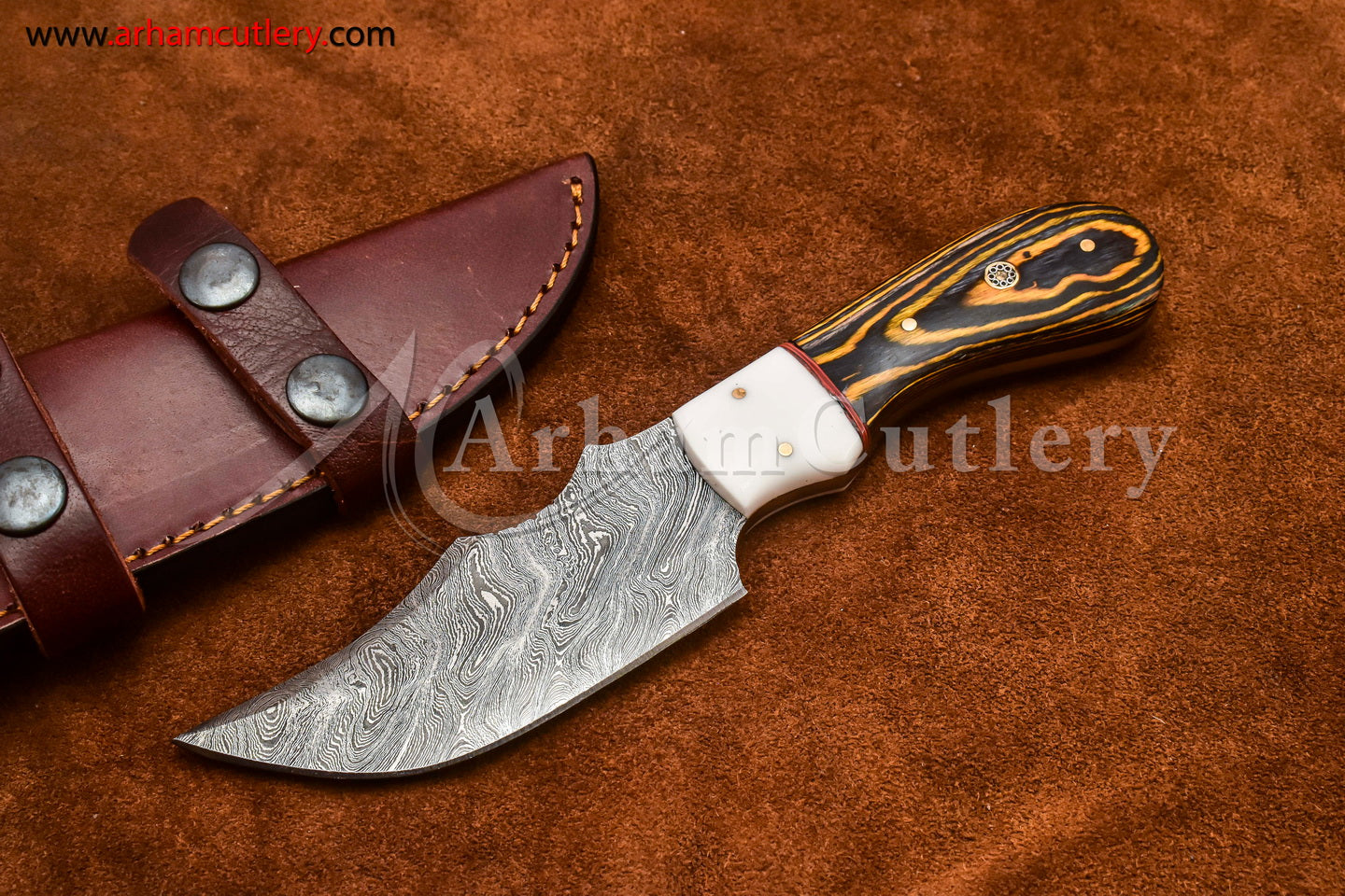 Custom Handmade Damascus Steel Fixed Blade Hunting Skinning Knife With Leather Sheath by Arham Cutlery | A-69 - Arham Cutlery